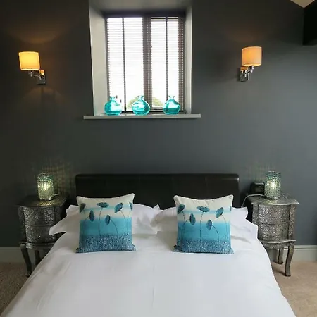 The Courtyard Cottage, Near Harrogate Holiday home *